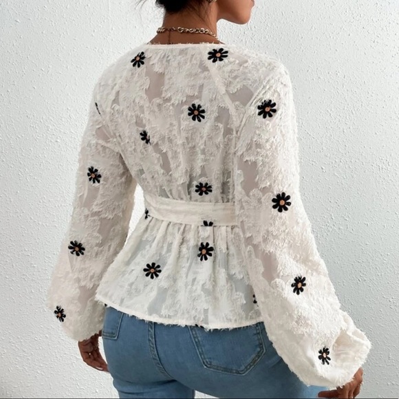 Cream black fuzzy floral design belted peplum blouse - Picture 2 of 5